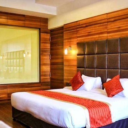 City Park Resort Bahādurgarh 외부 사진