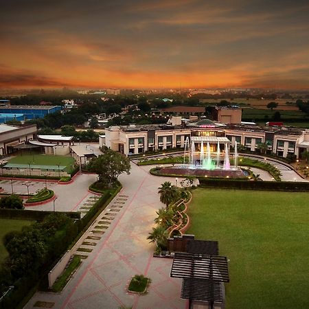 City Park Resort Bahādurgarh 외부 사진