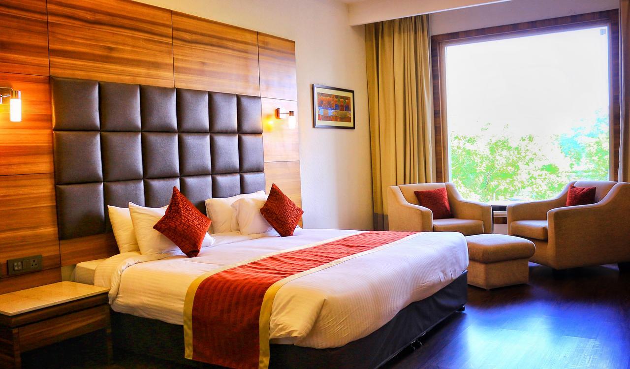 City Park Resort Bahādurgarh 외부 사진