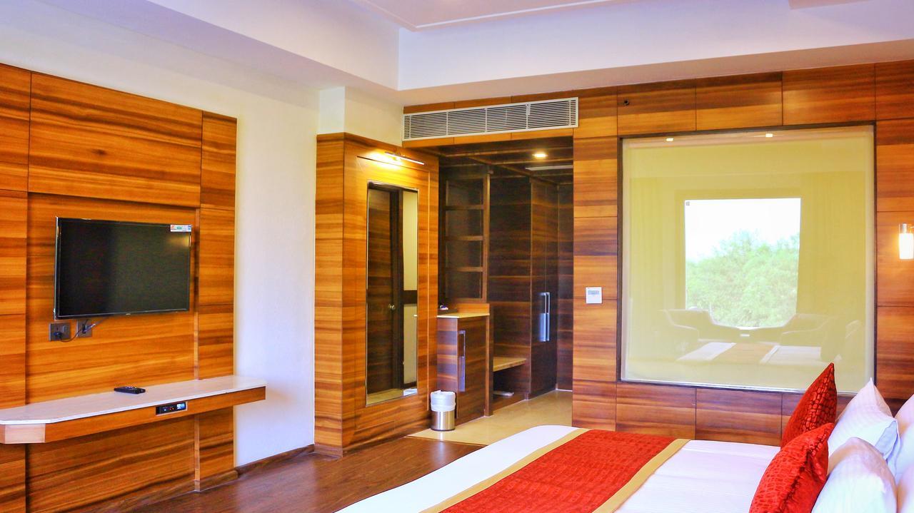 City Park Resort Bahādurgarh 외부 사진